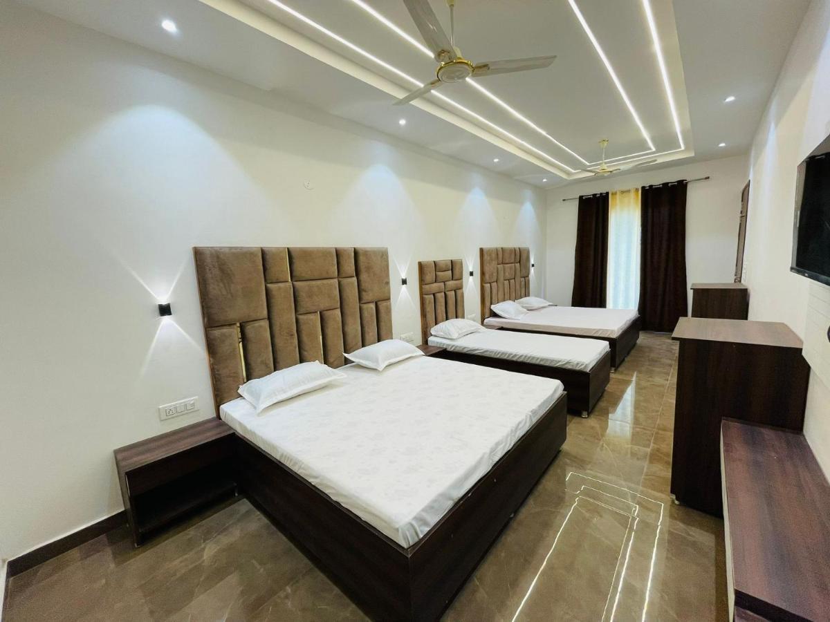 Bed and Breakfast The Bubbles à Amritsar Extérieur photo