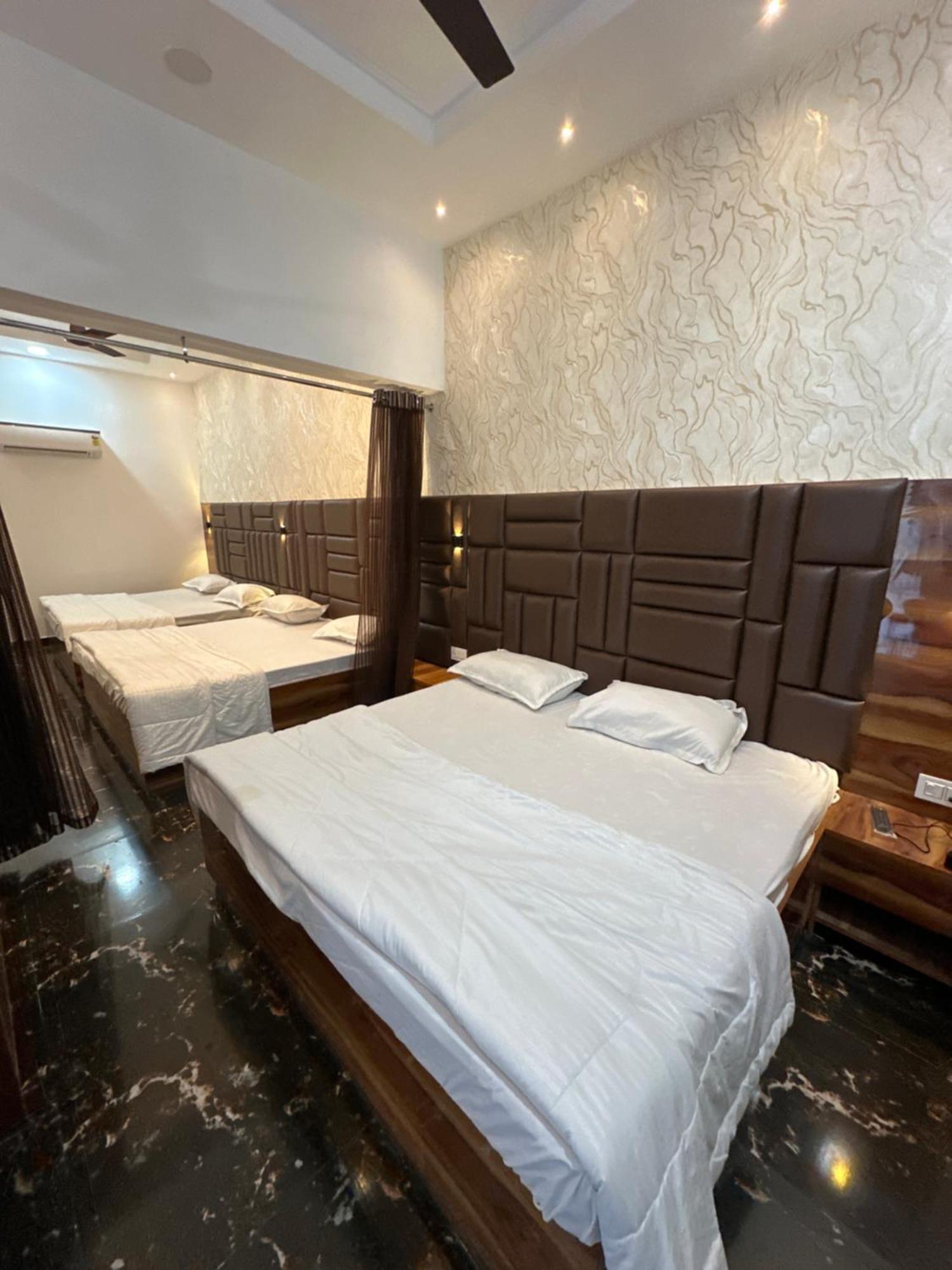 Bed and Breakfast The Bubbles à Amritsar Extérieur photo